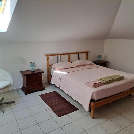 Mansarda Di Grazy Appartement Città Sant'Angelo Buitenkant foto